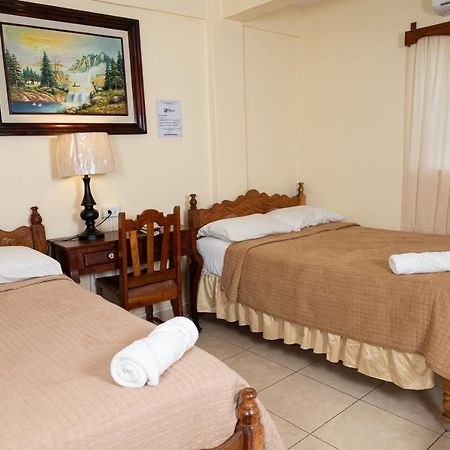 Hotel Internacional Palmerola 科马亚瓜 外观 照片