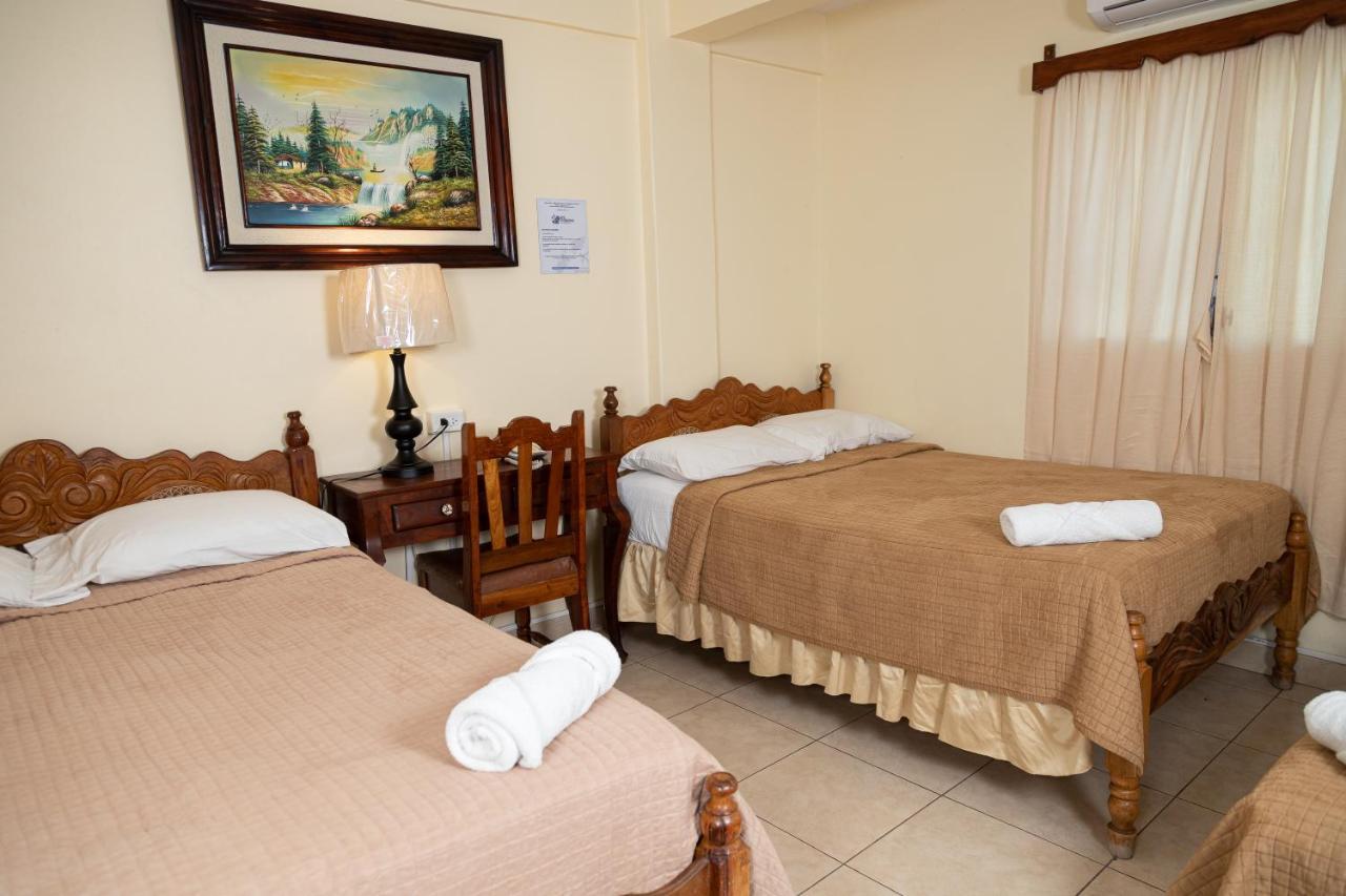 Hotel Internacional Palmerola 科马亚瓜 外观 照片